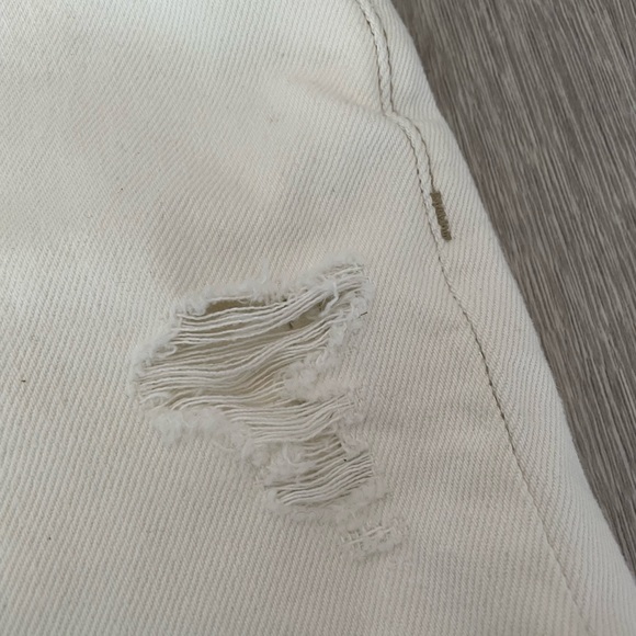 Urban Outfitters Mom High-Rise shorts - Picture 8 of 8